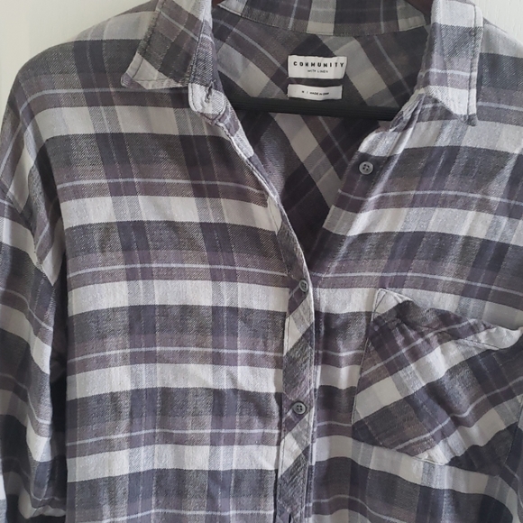 Community flannel shirt - Picture 1 of 5